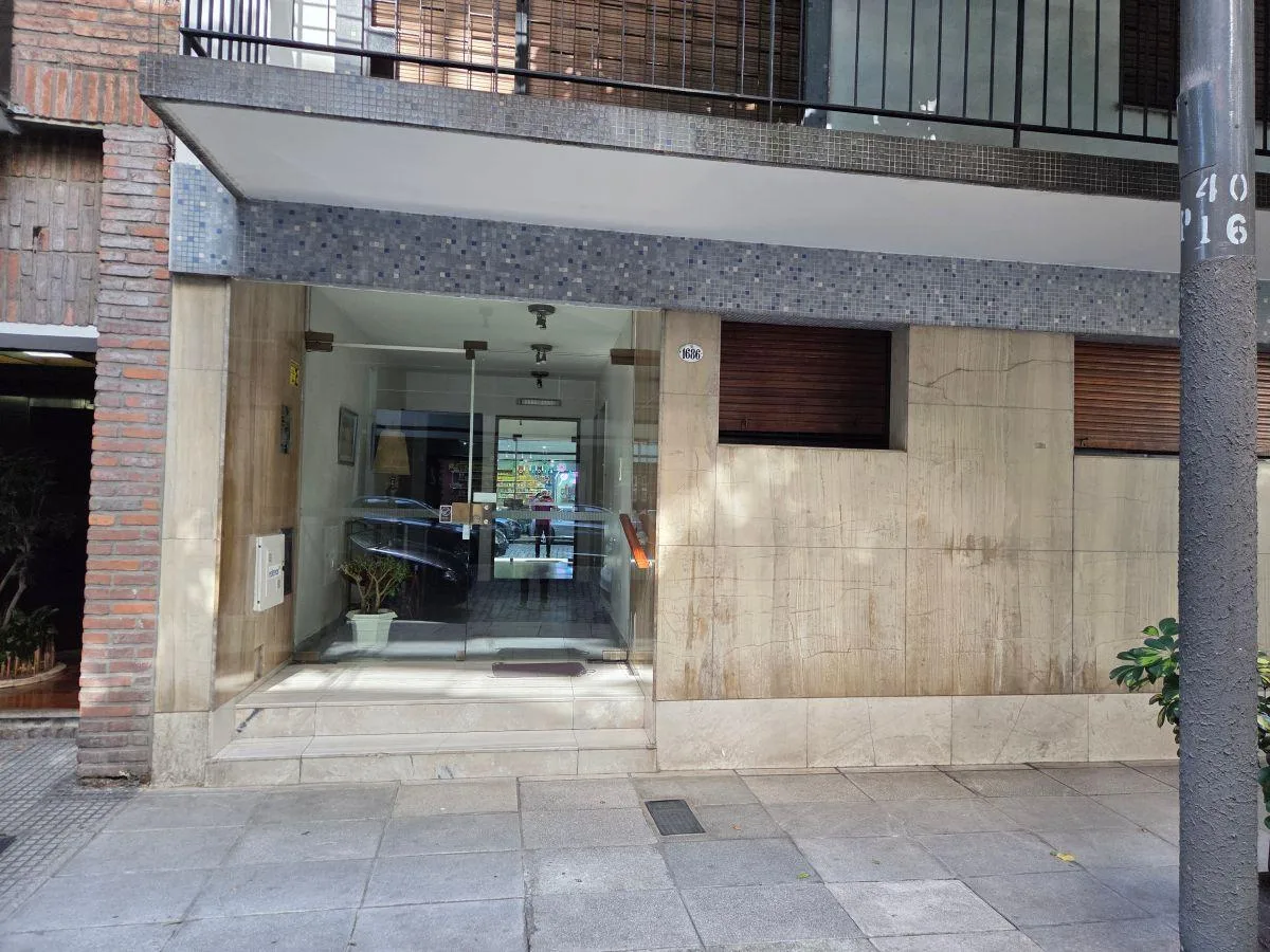 Apartamento de três ambientes em Palermo, com 2 dormitórios