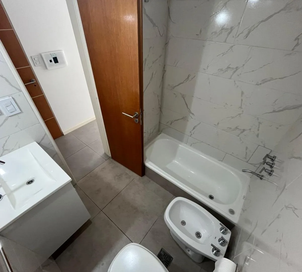 Apartamento de dois ambientes em Castelar Norte, Morón