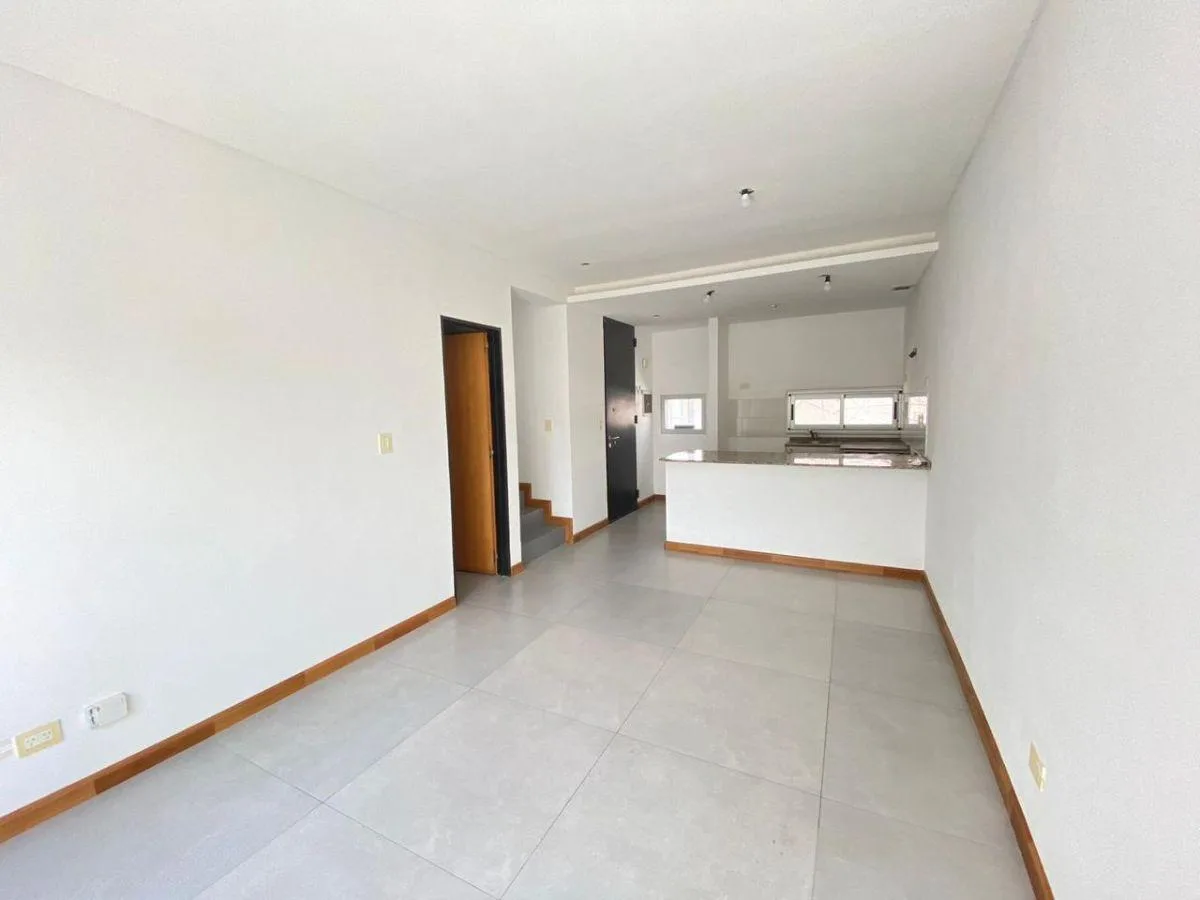 Two-room duplex apartment with parking in Canning