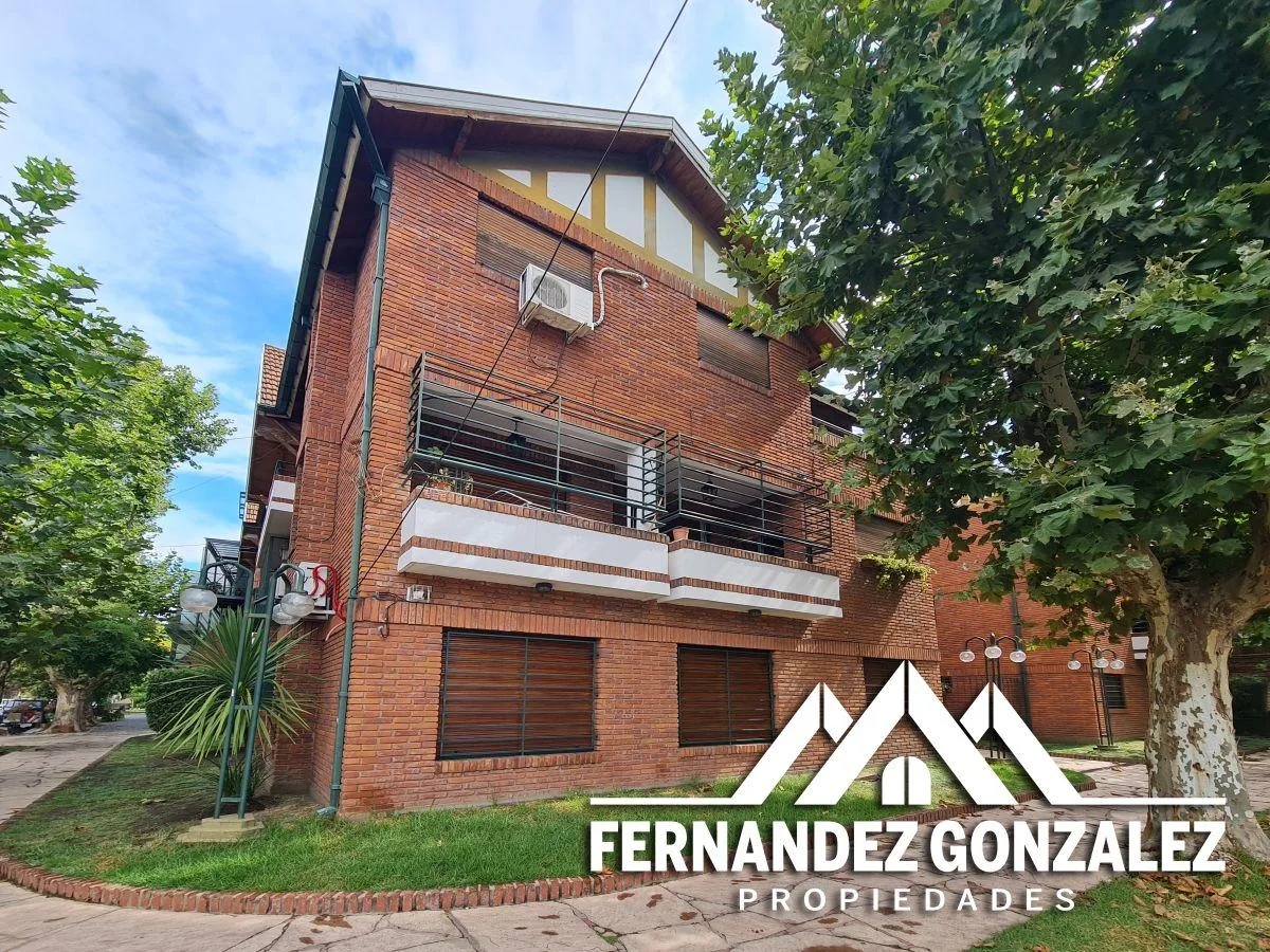 Two-room apartment in Lomas de Zamora facing Banfield Country Club