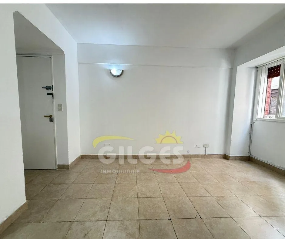 Departamento de 2 ambientes con 1 dormitorio en Ramos Mejía