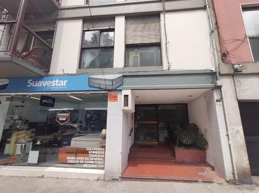 Apartamento de 3 ambientes com varanda em Balvanera