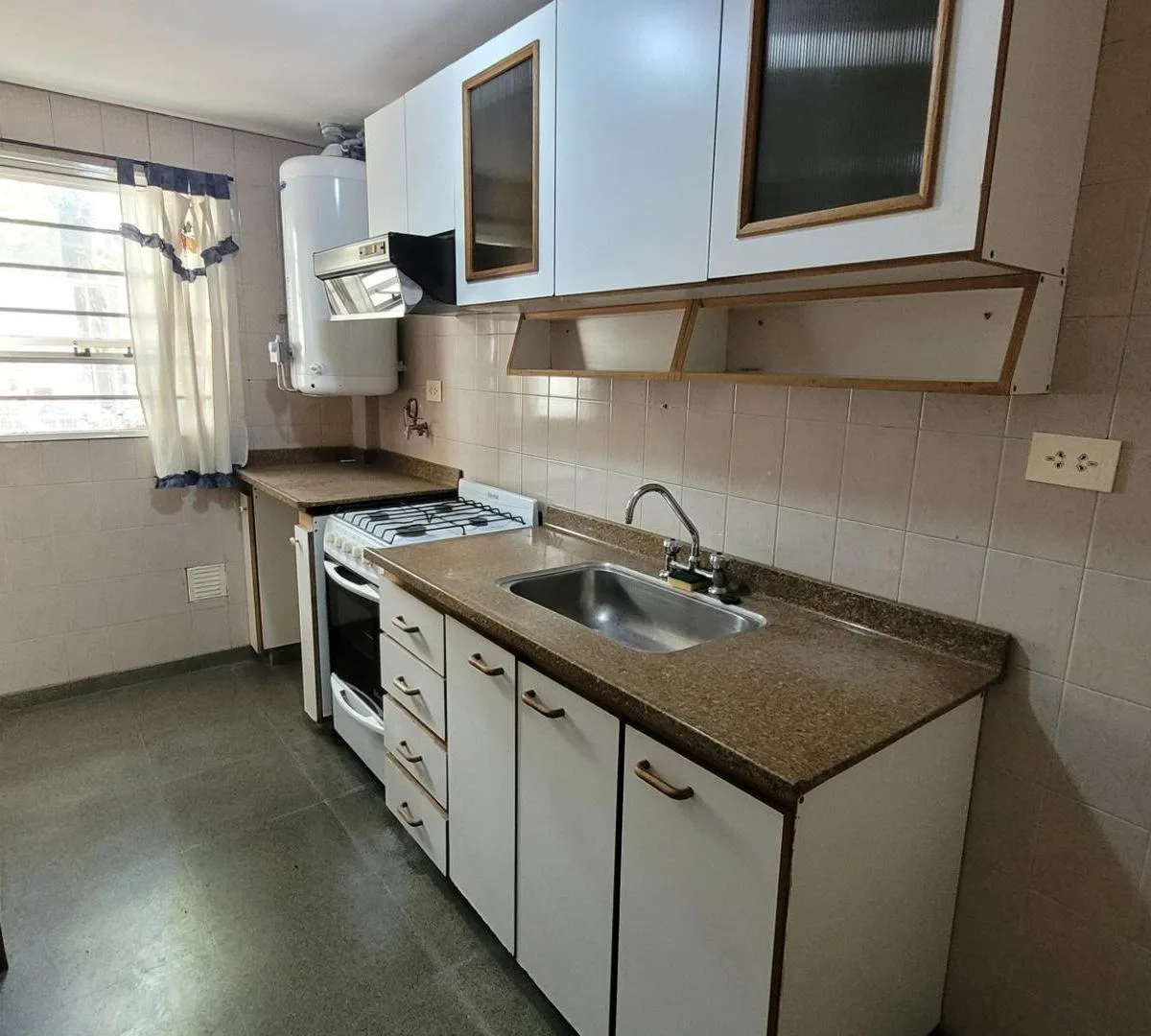 Kitnet de estúdio em térreo em General San Martín