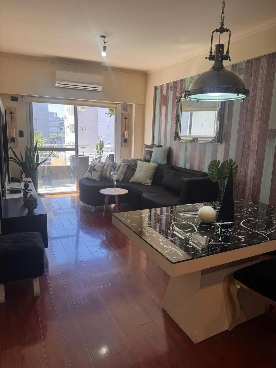 Apartamento de 2 quartos com 72,80 m² totais em Liniers