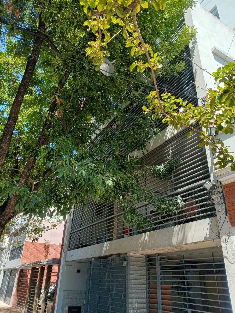 Квартира-студия с террасным балконом в Coghlan