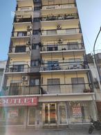 Monoambiente en Villa General Mitre con patio