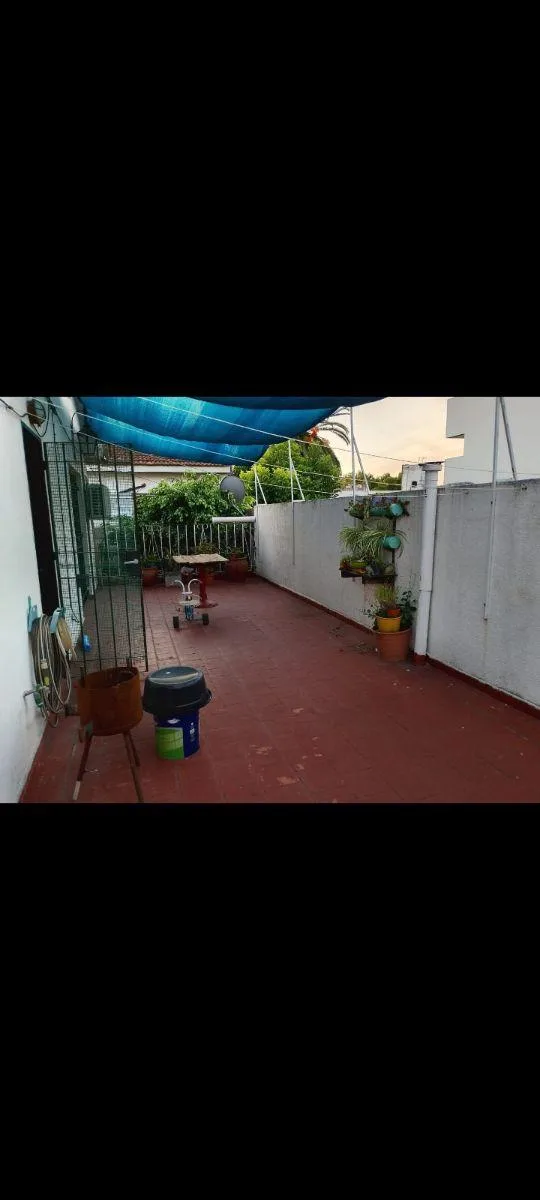 Three-room apartment with large patio-terrace in Lomas de Zamora