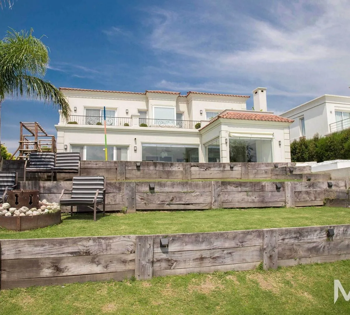 Four-bedroom lakefront house in El Golf Nordelta, Tigre