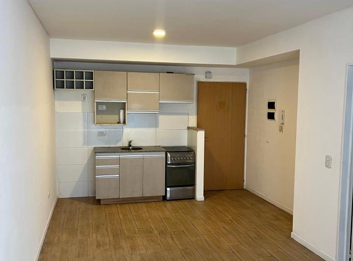 Apartamento de dois ambientes com varanda em Caballito