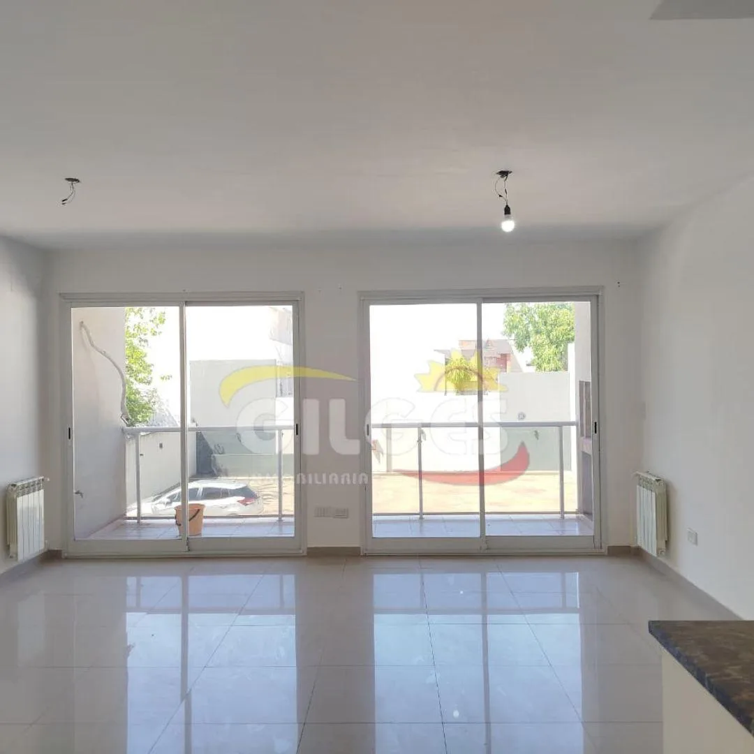 Квартира-студия с балконом в Ramos Mejia