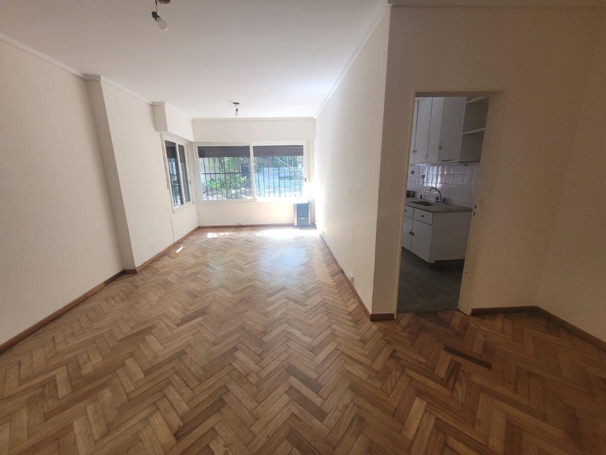 Two-room ground-floor apartment in Acassuso