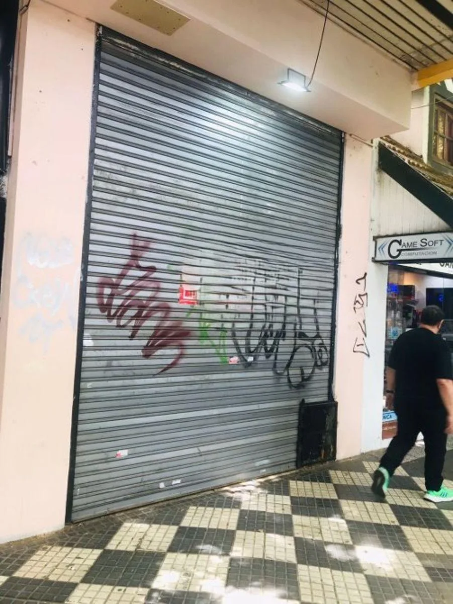 Excelente Oportunidad Para Potenciar Tu Negocio en Una de Las de Monte Grande