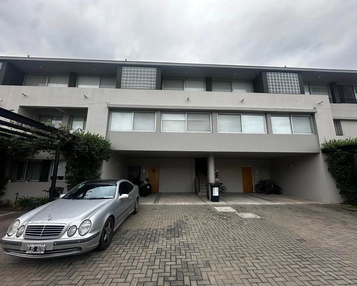 Three-bedroom duplex apartment in Rincón de Milberg, Nordelta