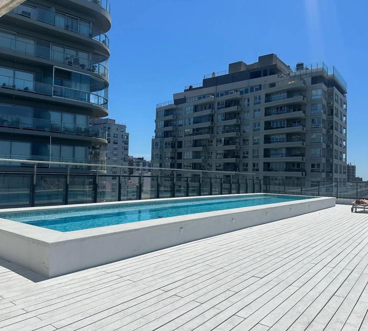 Меблированная квартира с 1 спальней в Vicente López с террасой 38 m²