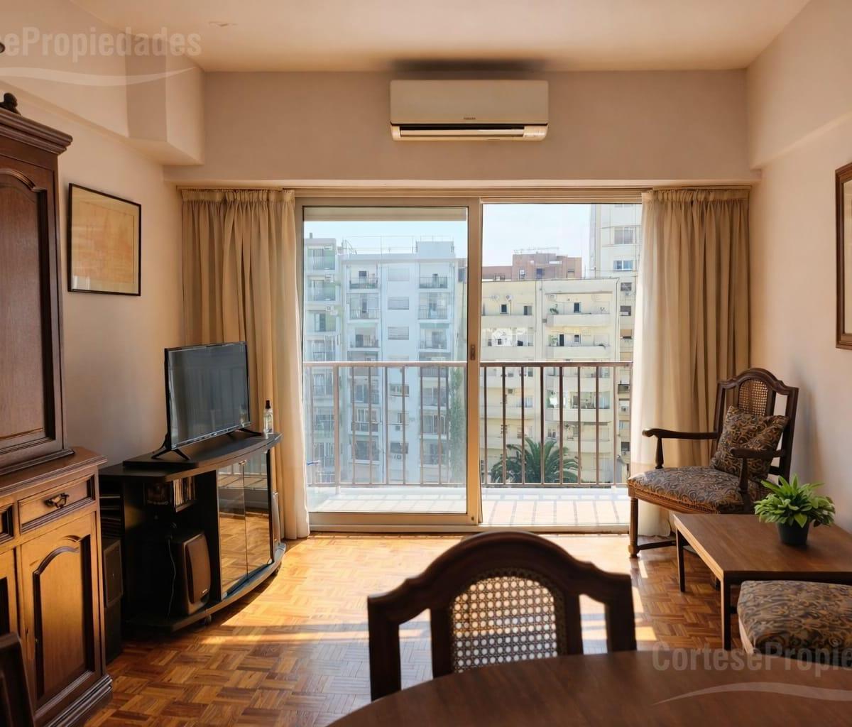 Apartamento de três ambientes com dependência em Palermo