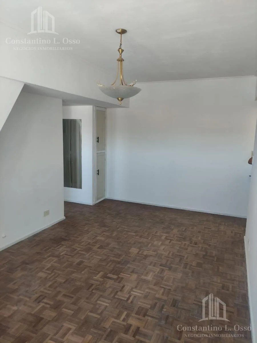 Apartamento de dois ambientes para aluguel em Lanús