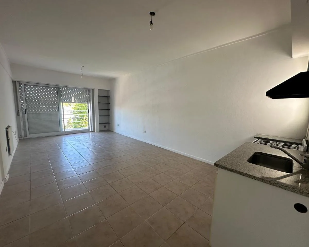 Studio apartment for rent in La Plata