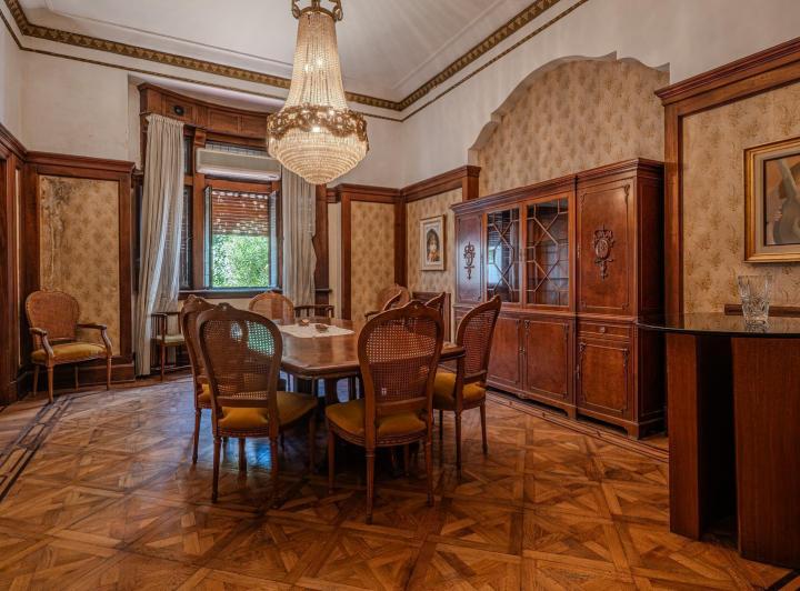 Дом с 4 спальнями в Caballito