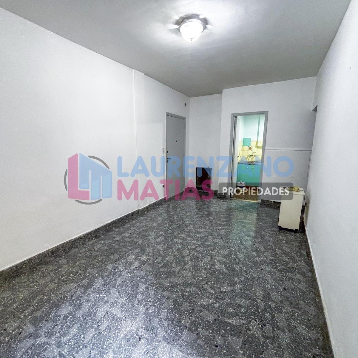 Departamento de 2 ambientes con patio en Villa Pueyrredón