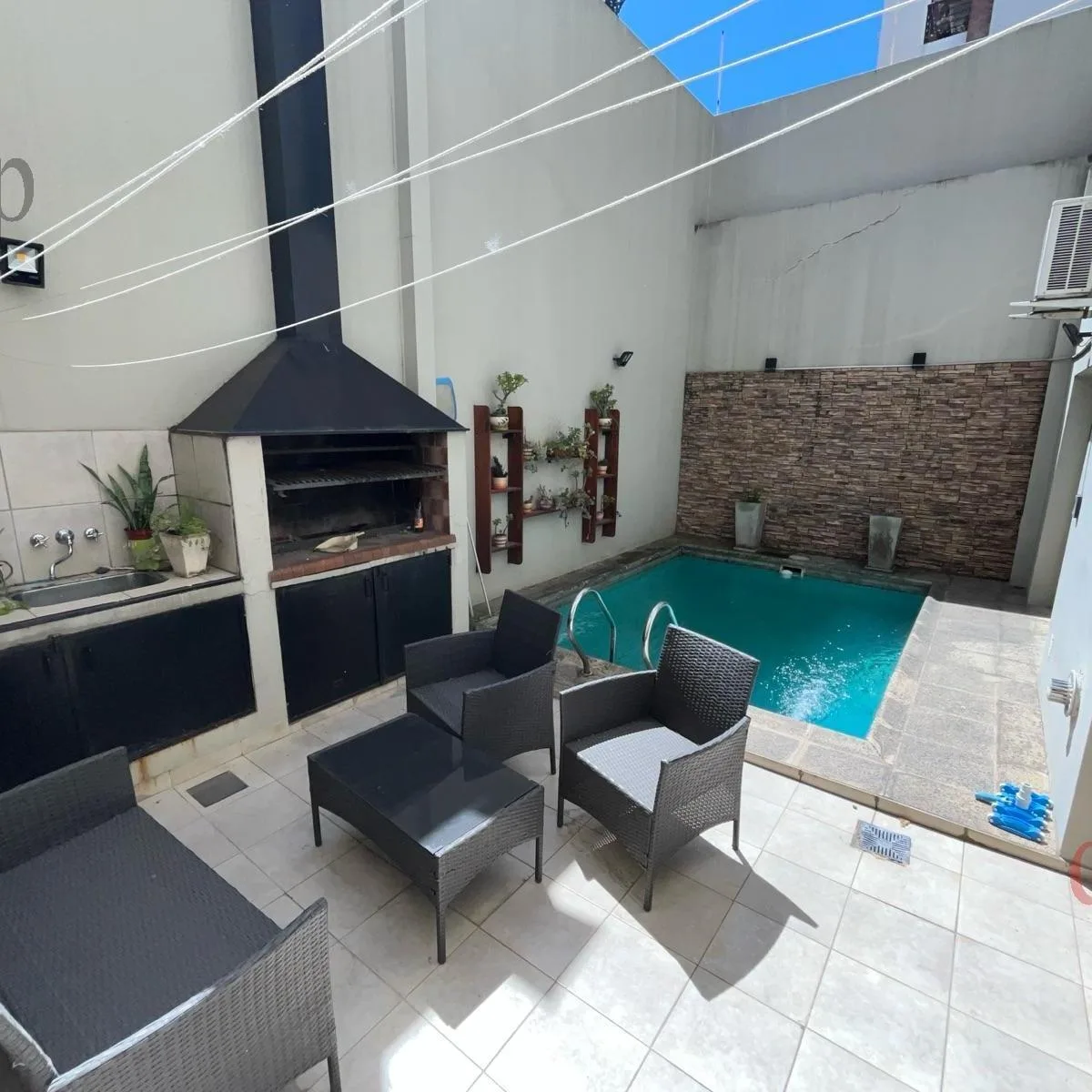 Casa com 3 dormitórios em Núñez