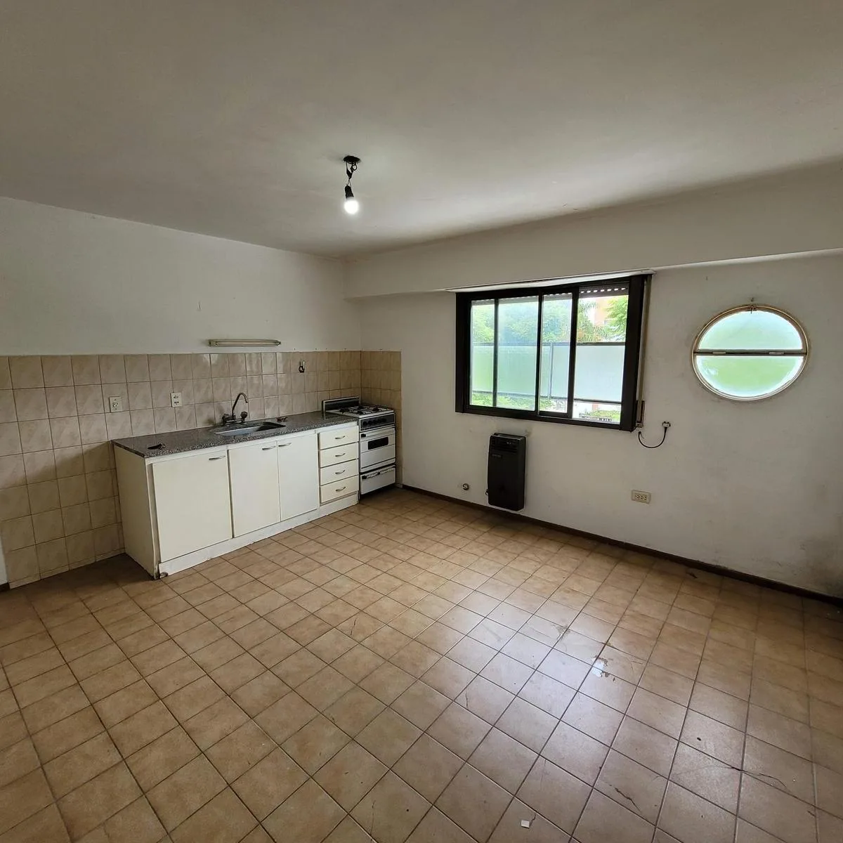 Apartamento de dois ambientes com 1 quarto em La Plata