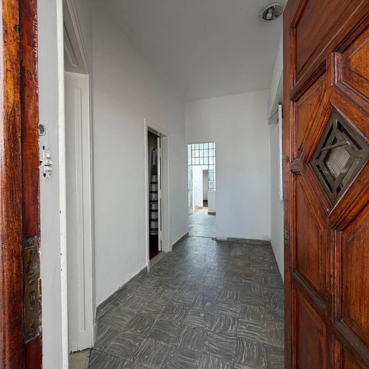 Casa de 4 ambientes com 3 quartos em Lanús Oeste