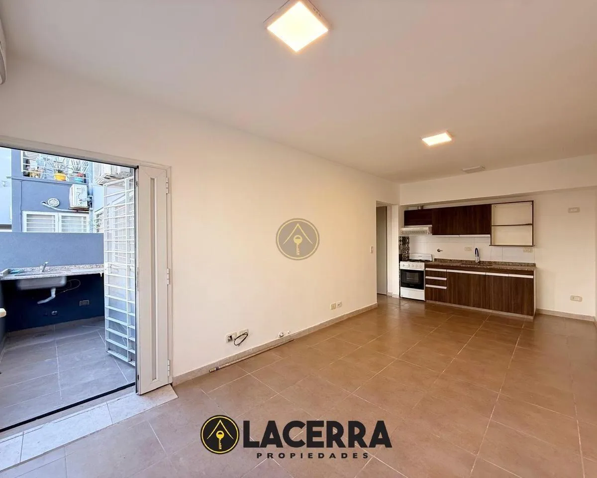 Two-room PH in General San Martín with 1 bedroom
