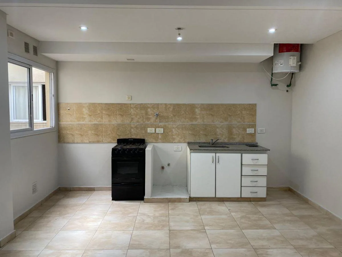 Departamento de 3 ambientes en Lanús Oeste