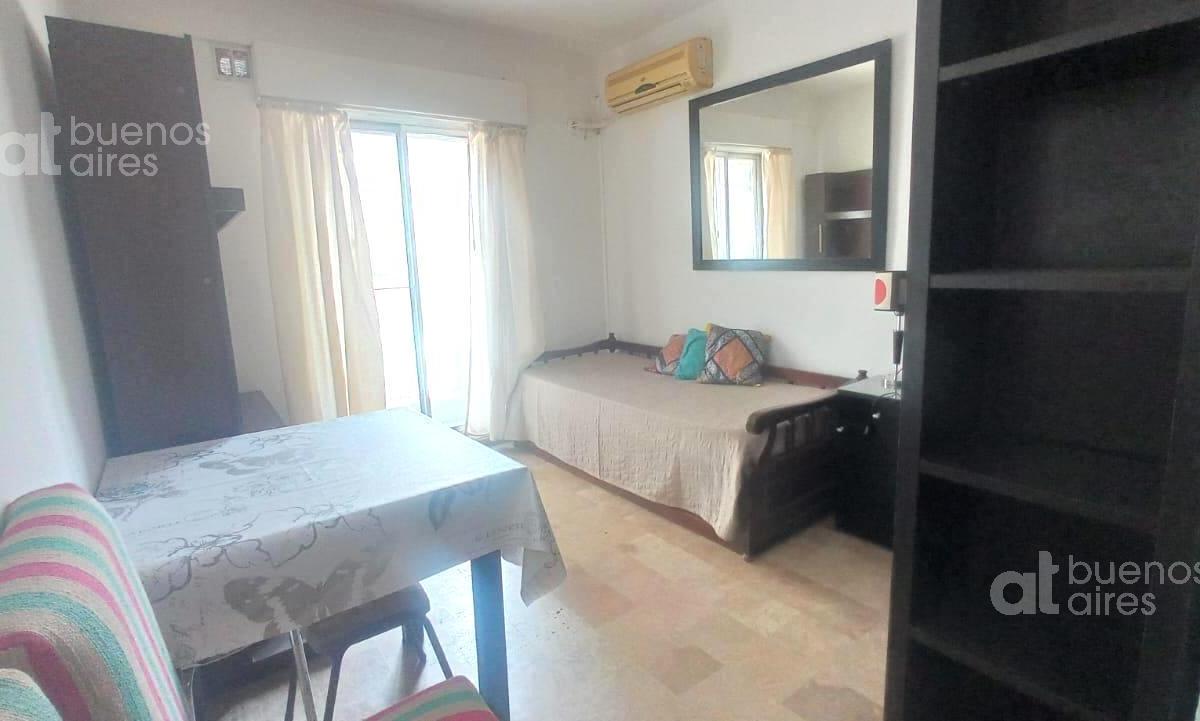 Квартира-студия в Balvanera с балконом