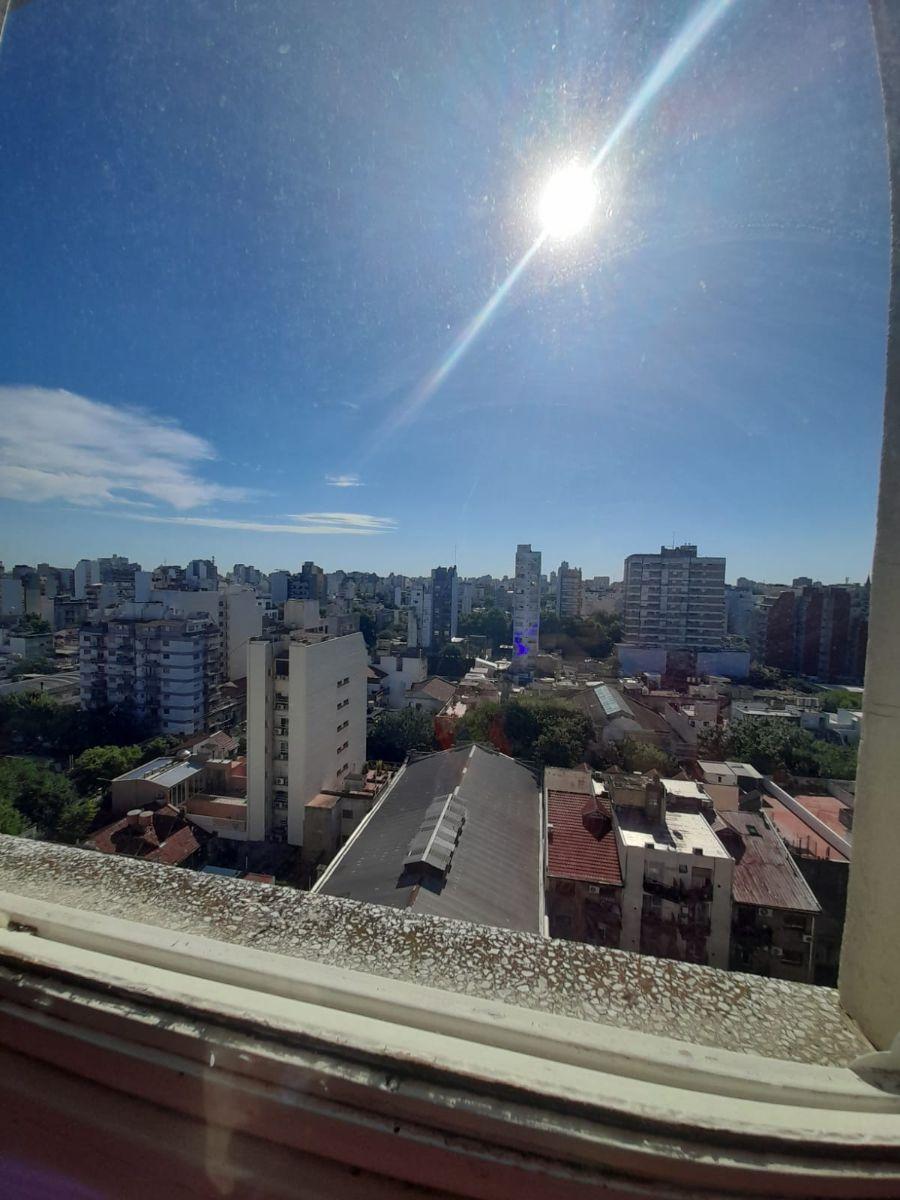 Two-bedroom apartment in Almagro