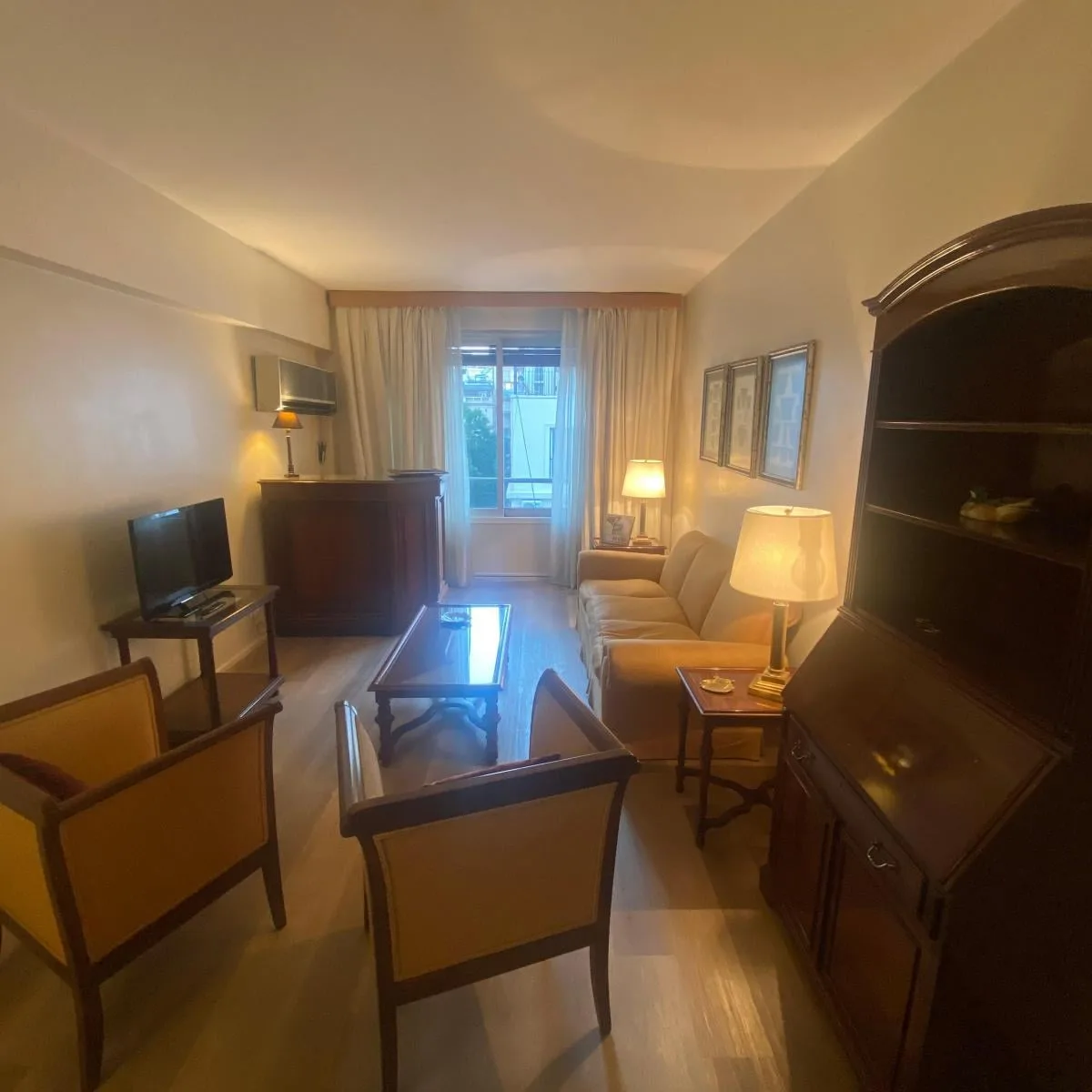 Departamento de 2 ambientes amoblado y equipado en Retiro