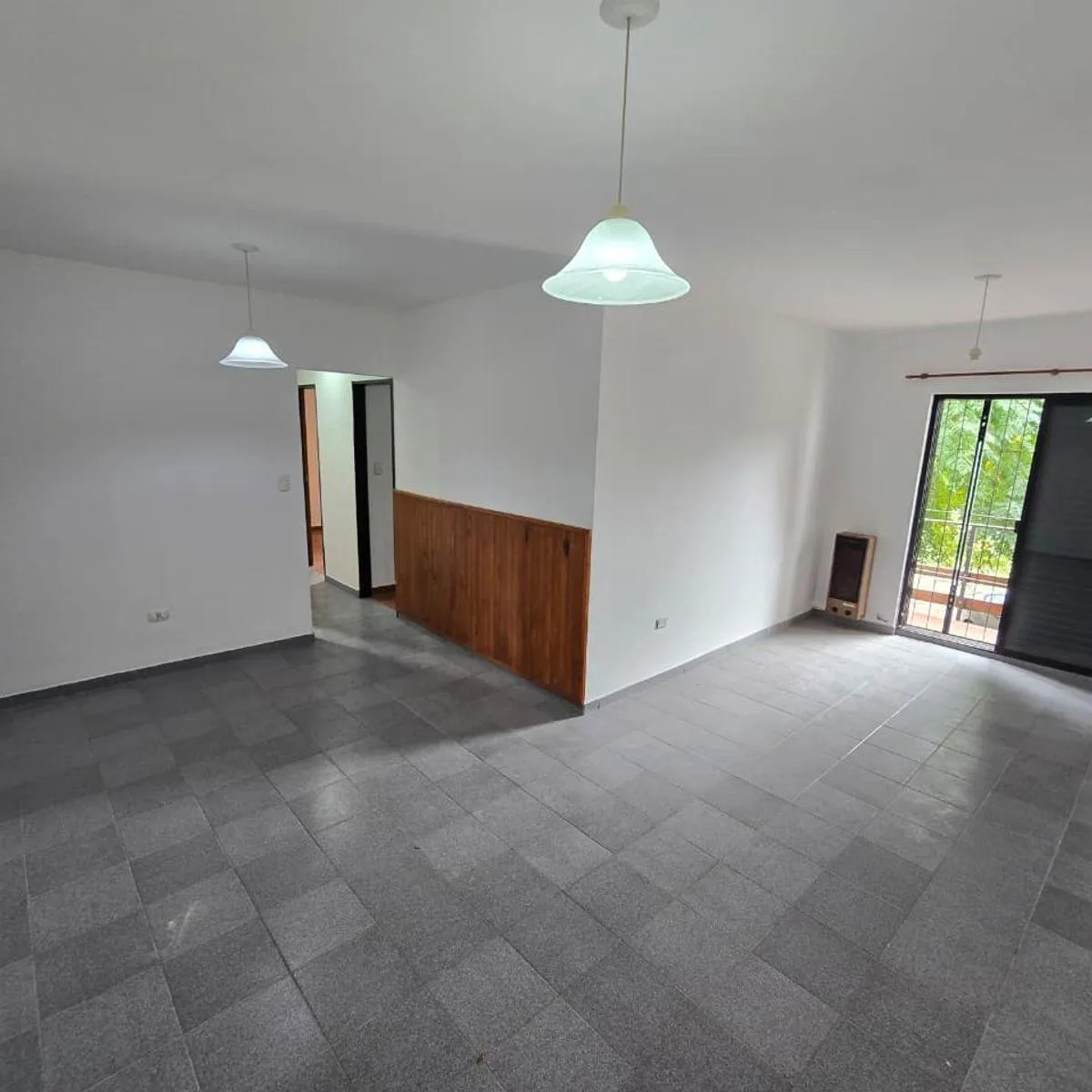 Departamento de 3 ambientes en Esteban Echeverría
