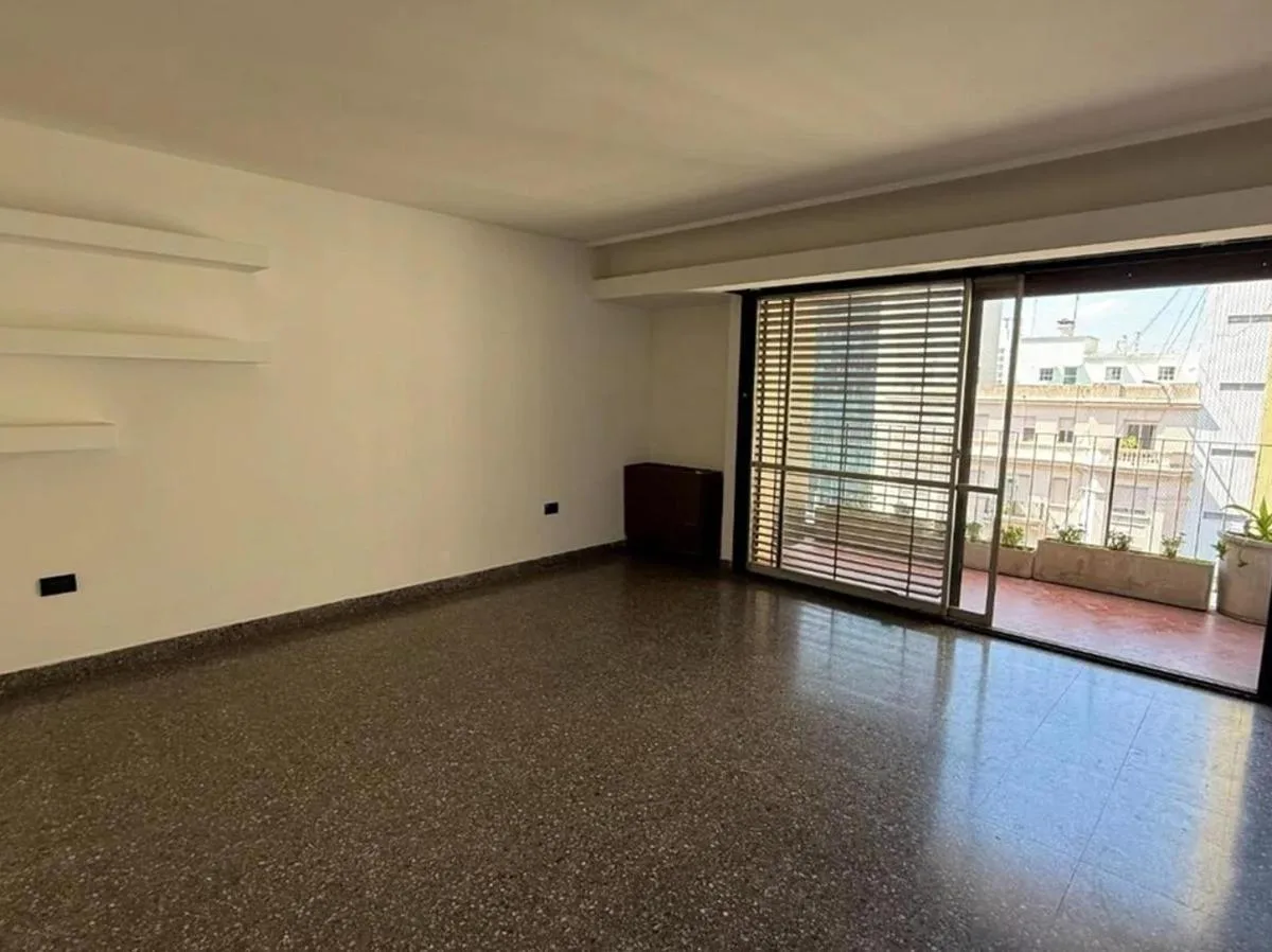 Two-bedroom apartment for rent in La Plata