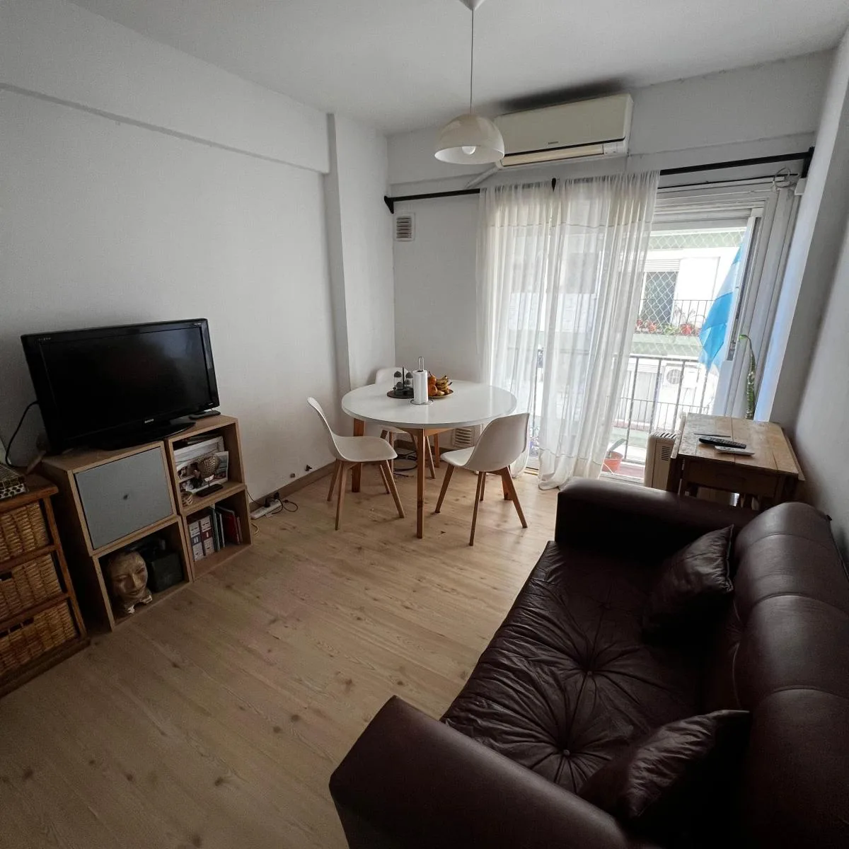 Mobiliado apartamento de 3 ambientes com 2 quartos em Núñez