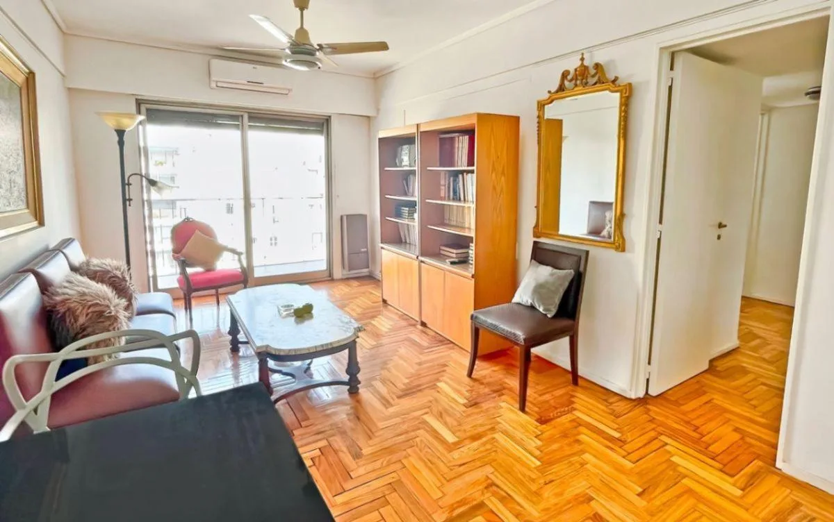 Apartamento de quatro ambientes em Recoleta