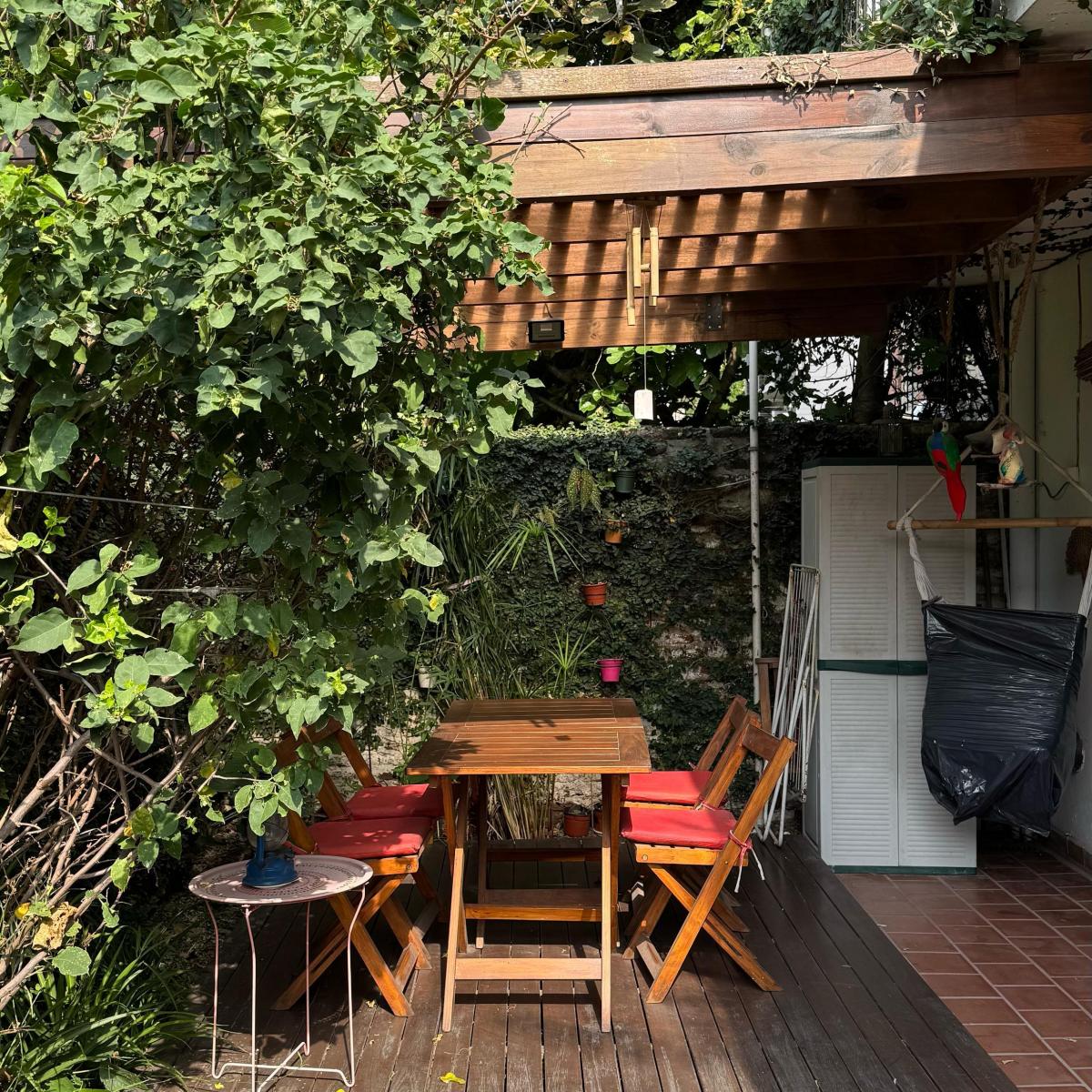 Departamento de 1 dormitorio con jardín en San Isidro