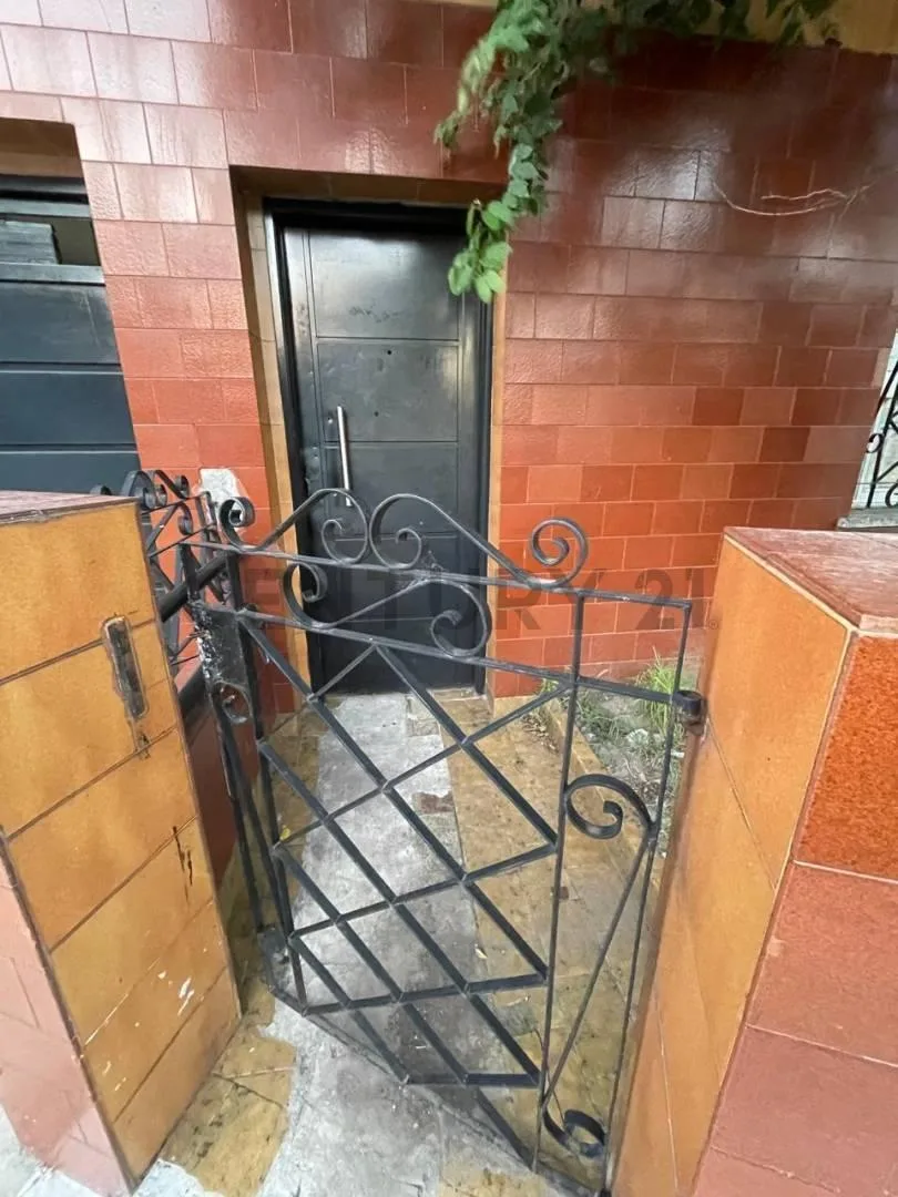 PH de 2 ambientes com 1 quarto em Lanús Oeste