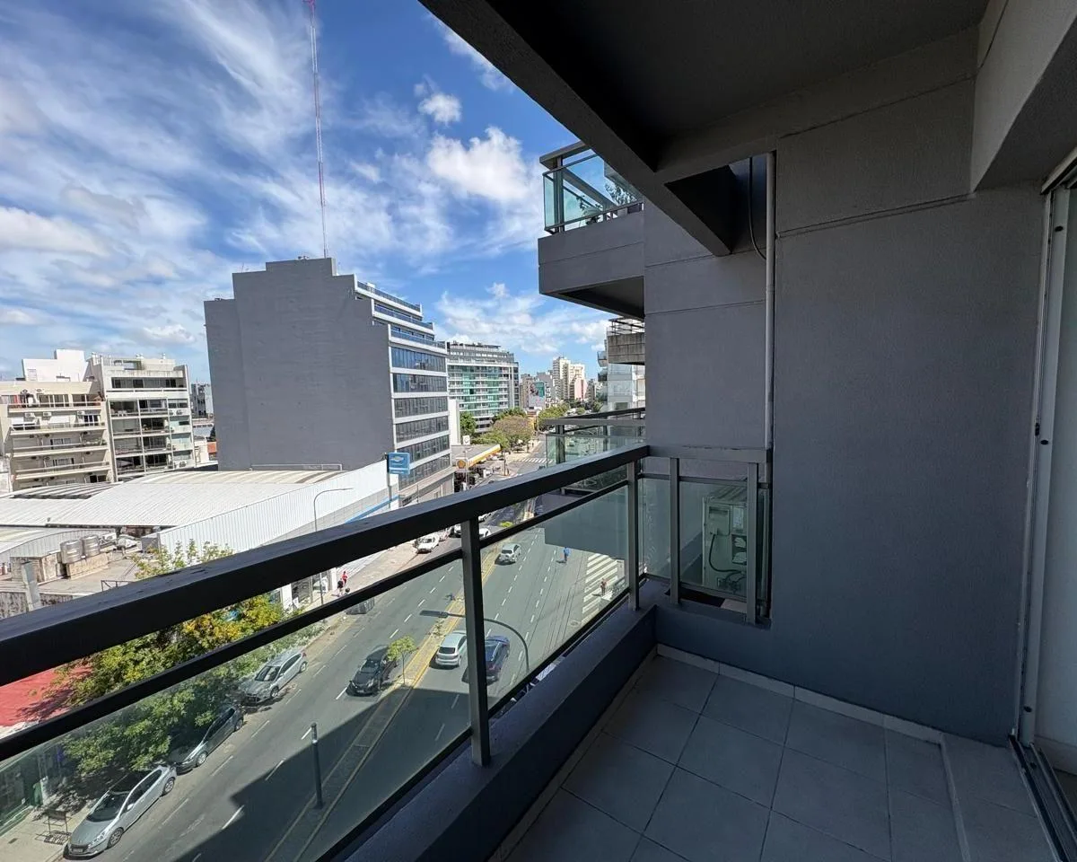 Квартира-студия с балконом в Coghlan