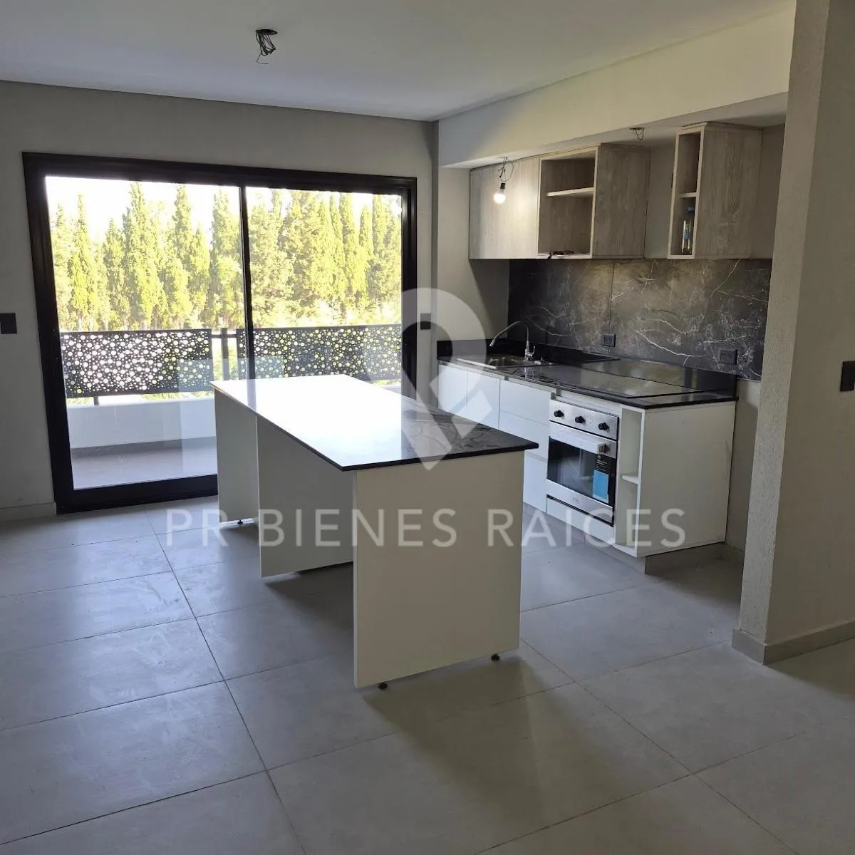 Departamento - Canning (E. Echeverria)