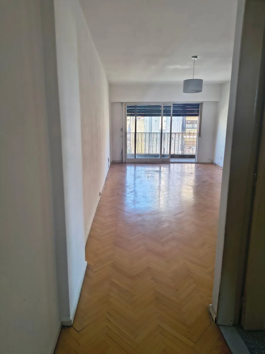 Three-room apartment in Balvanera