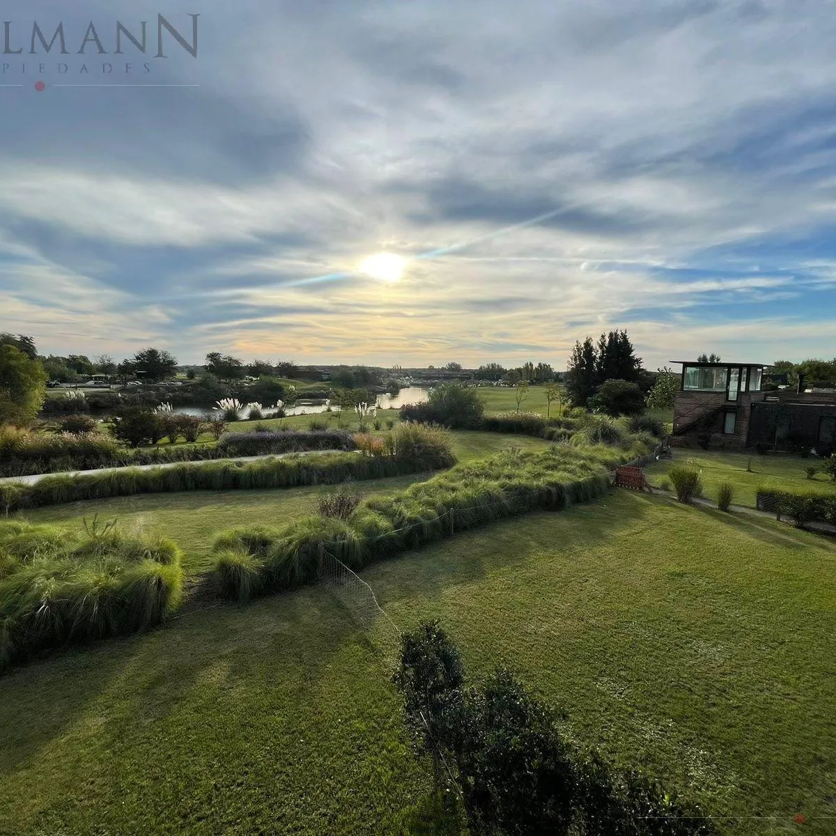 Apartamento de 3 ambientes mobiliado em Estancias Golf