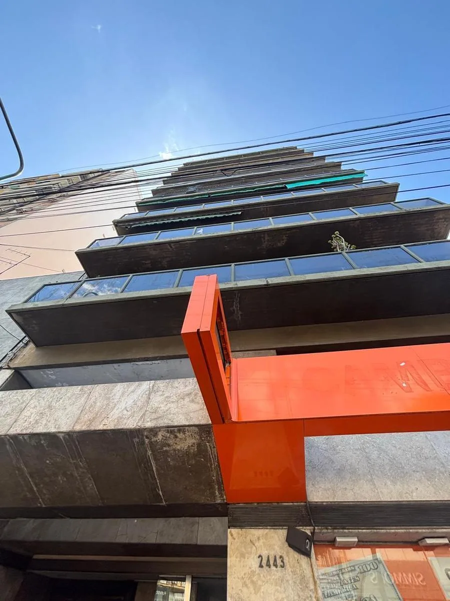 Apartamento de dois ambientes com 1 dormitório em Olivos