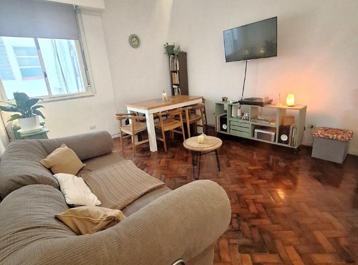 Unfurnished one-bedroom apartment in Villa Urquiza