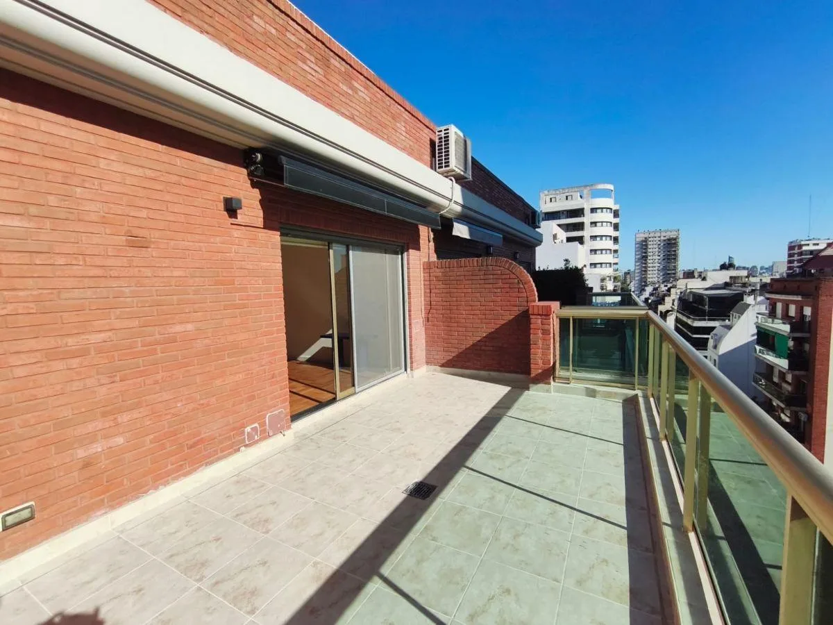 Departamento de 2 ambientes con terraza y cochera en Belgrano