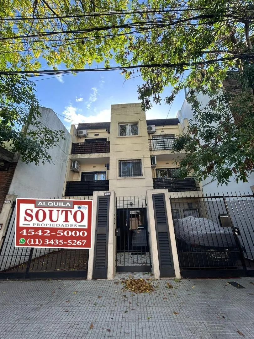 Apartamento de 2 ambientes com 1 quarto em Villa Urquiza