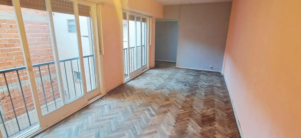 Departamento de 3 ambientes en Parque Patricios