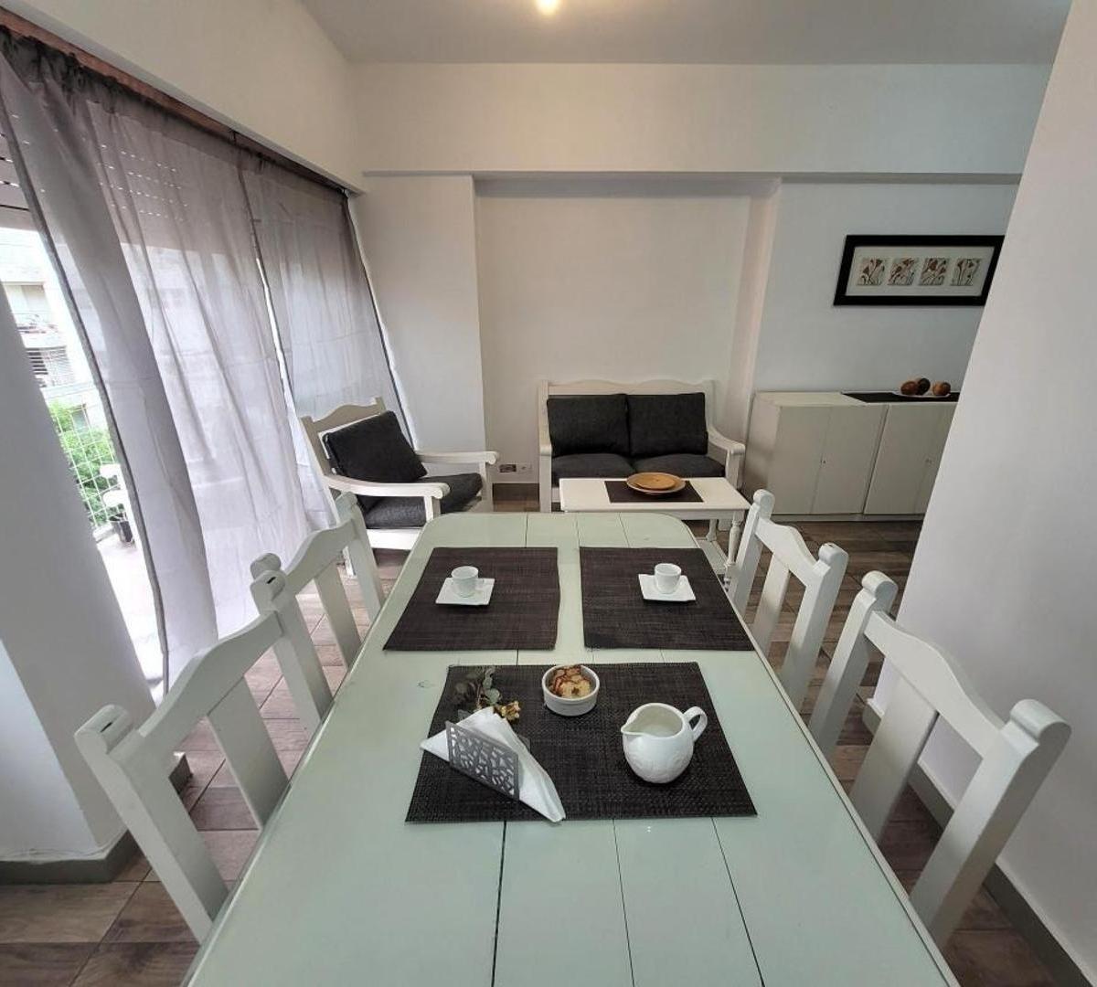 Furnished two-bedroom apartment with balcony in Núñez