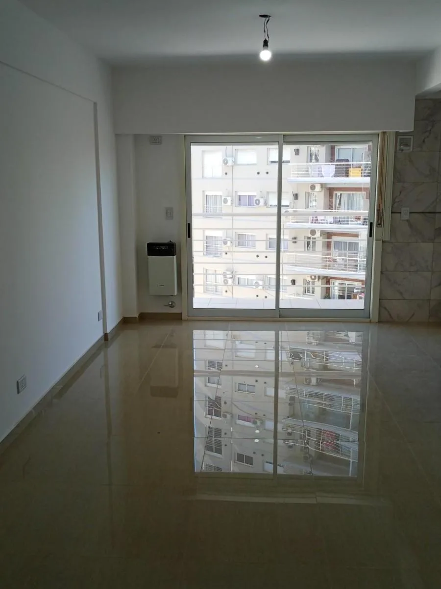 Apartamento de 2 ambientes com varanda em Caballito