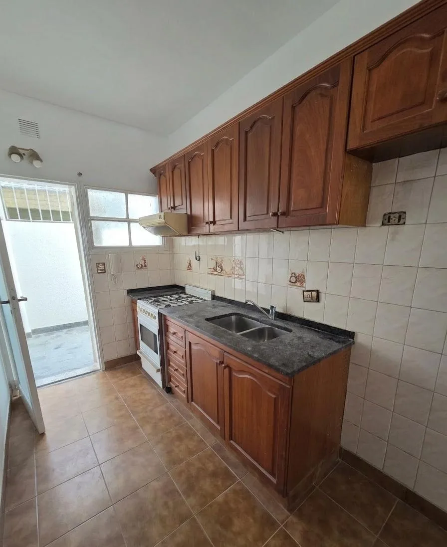 Two-bedroom PH in Lomas de Zamora
