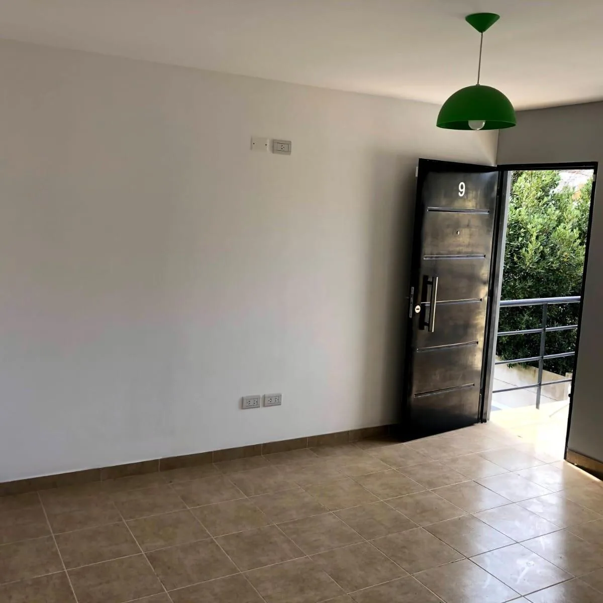 Monoambiente en alquiler en Burzaco para persona sola